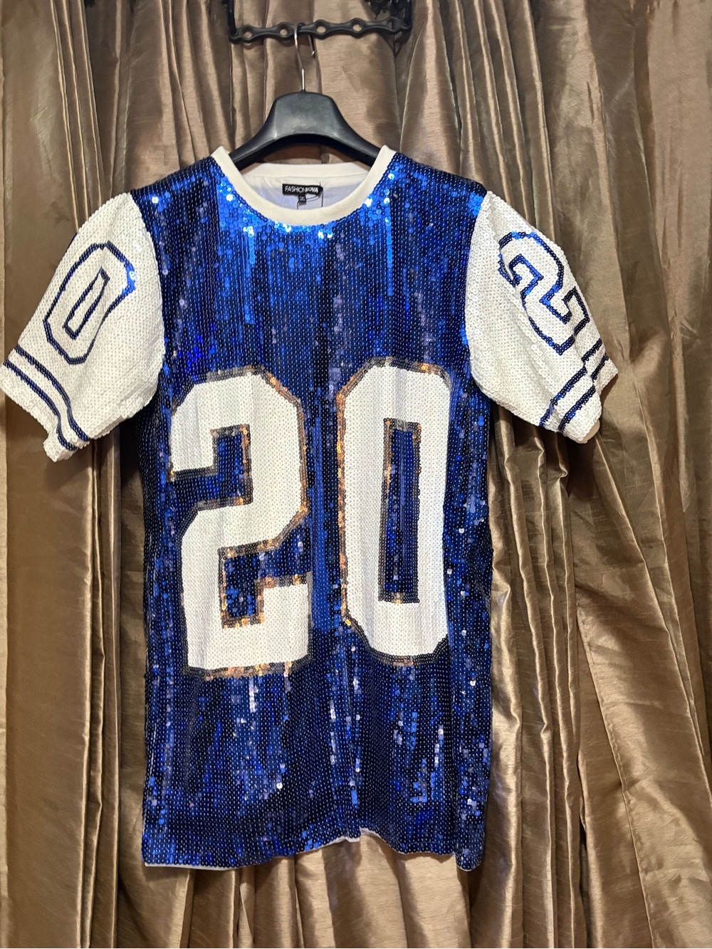 Fashion Nova Blue &‎ White Sequin '20' Sport Tee 22↔️23↕️ #1918